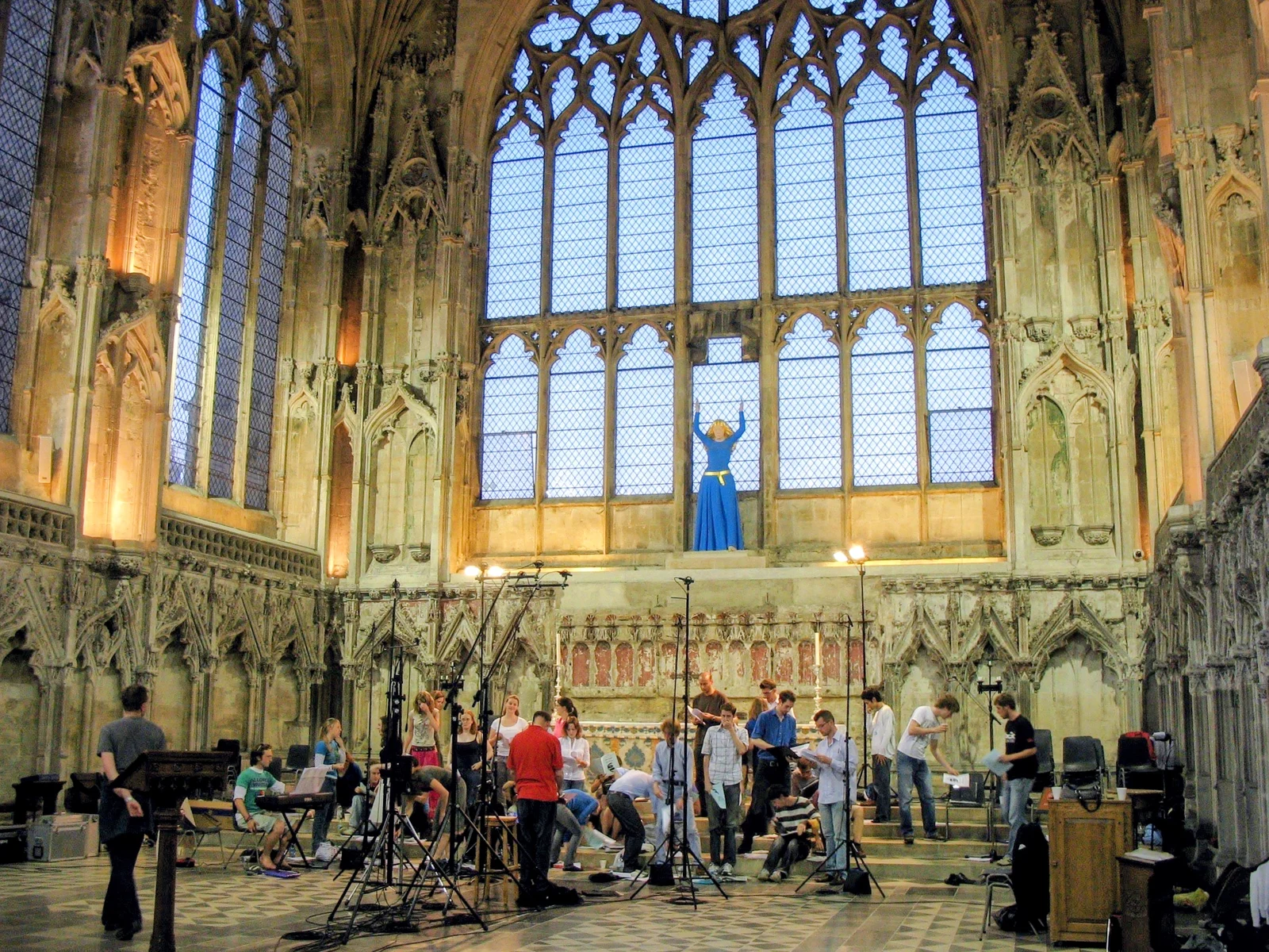 The Choir of Trinity College Cambridge recording in the Lady Chapel, Ely Cathedral, August 2008. From Stephen Layton's project Uģis Prauliņš