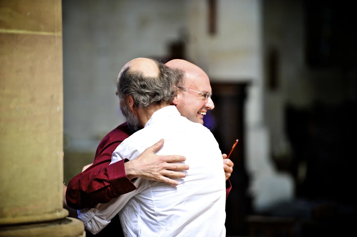Arvo Pärt in Stephen Layton, snemanje plošče Choral Works, All Hallows, Gospel Oak, London, 1. avgusta 2013