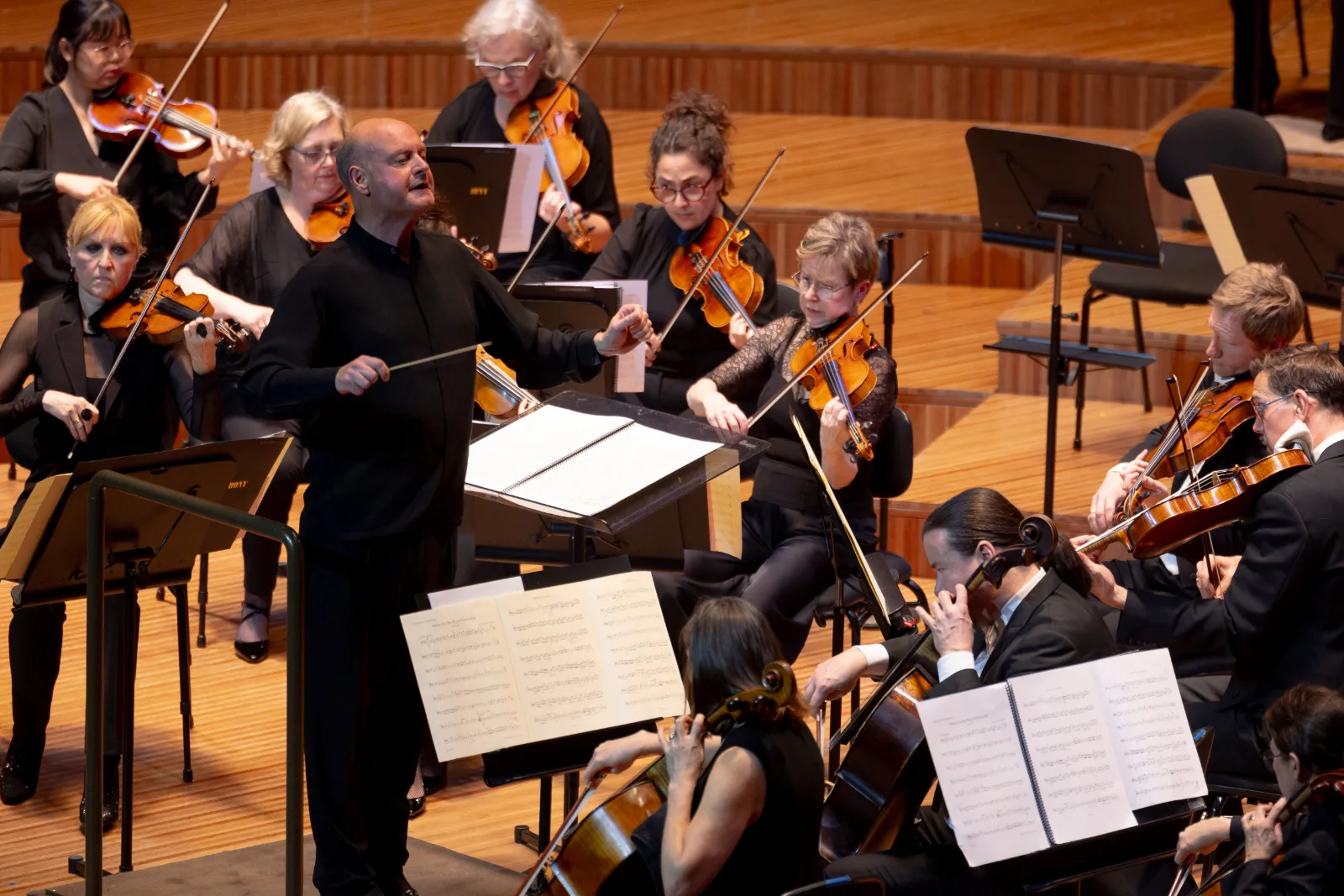 Stephen Layton conducts Bach, Mozart and Handel with the Sydney Symphony Orchestra and soprano Sara Macliver, Concert Hall, Sydney Opera House, 21 August 2025
